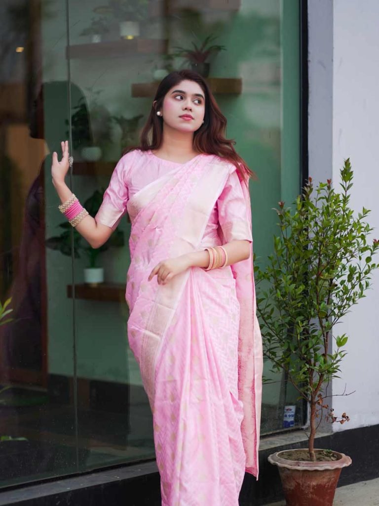 তোমার প্রিয় শাড়ি