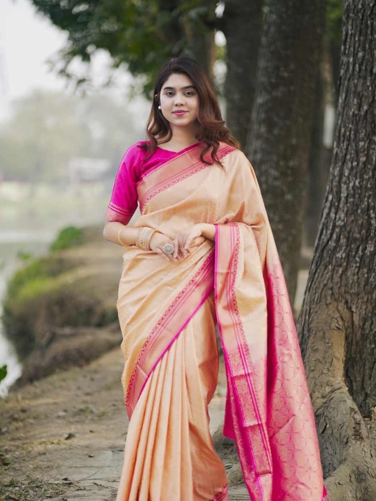তোমার প্রিয় শাড়ি