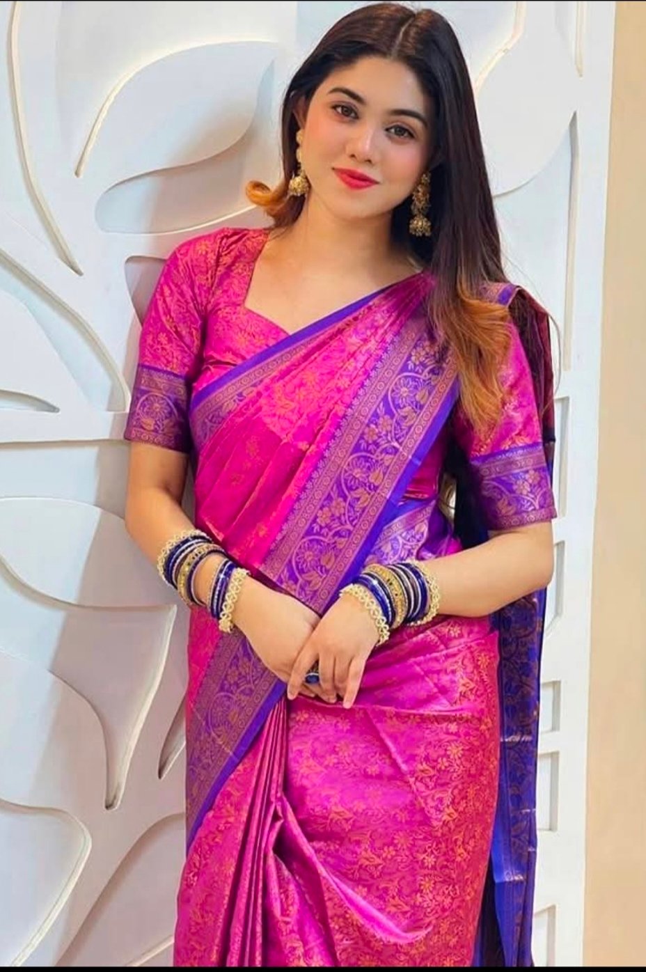 ব্লাউজ পিস সহ প্রিমিয়াম কাঞ্চিপুরম শাড়ি ( গোলাপি )